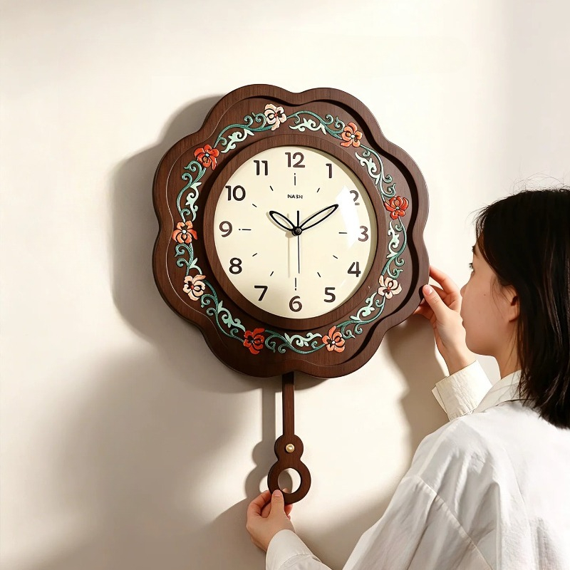 Chinese Style Vintage Wall Clo - Luxury Lifestyle Aesthetics recension och pris