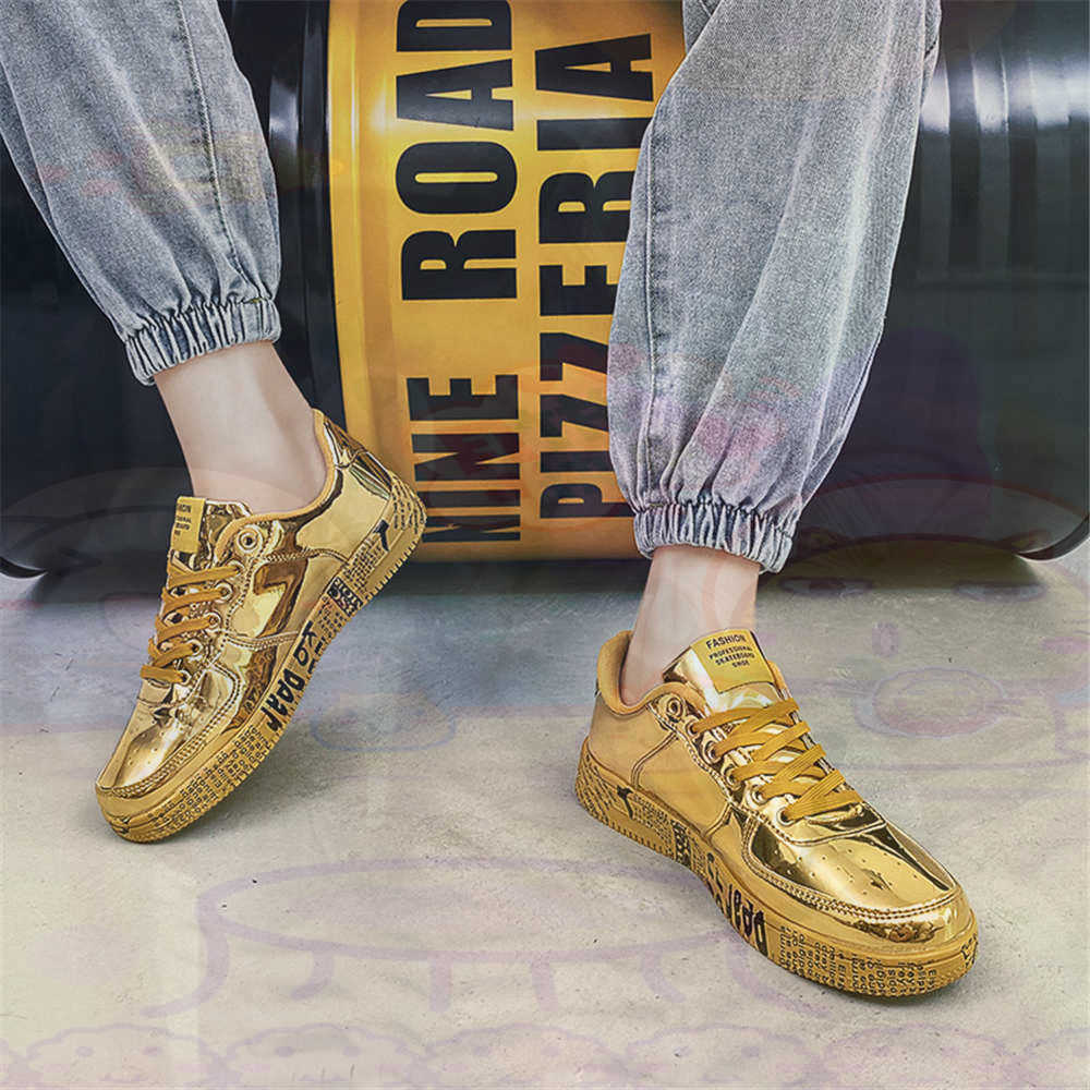 Round Foot Size 45 Sneakers Wh - Luxury Lifestyle Team recension och pris