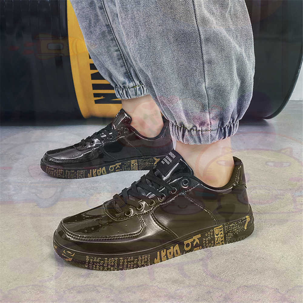 Round Foot Size 45 Sneakers Wh - Luxury Lifestyle Team recension och pris