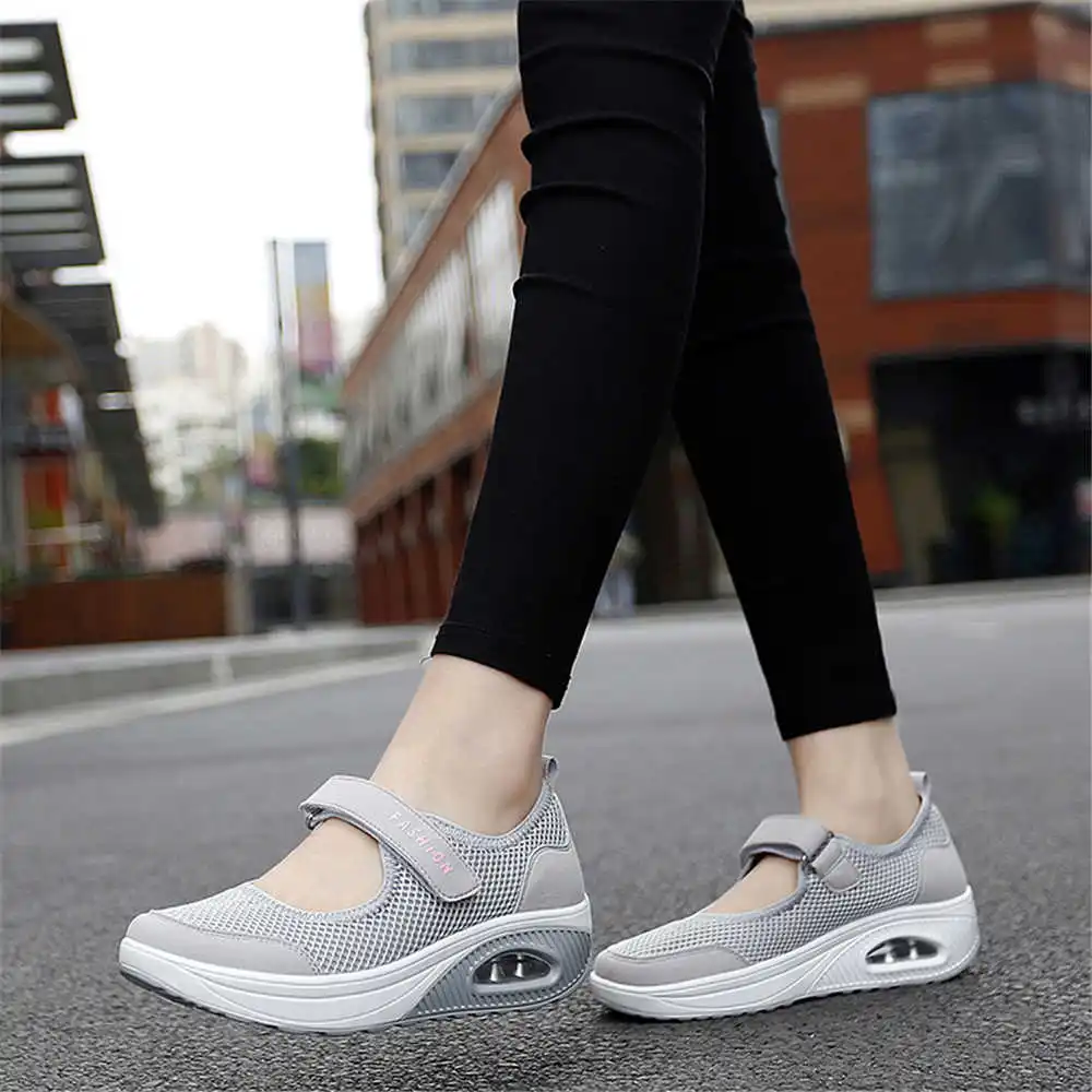 36-41 Demi-season Colored Snea - Luxury Lifestyle Team recension och pris
